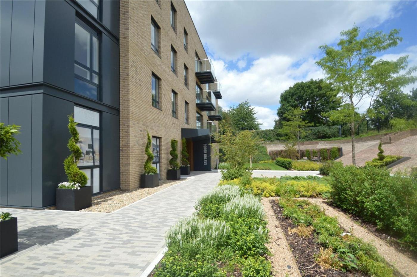 Grand Kew Gardens Appartement